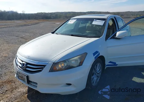 2011 Honda Accord 3.5 Ex-L z USA, uszkodzony, nr VIN 1HGCP3F89BA001766